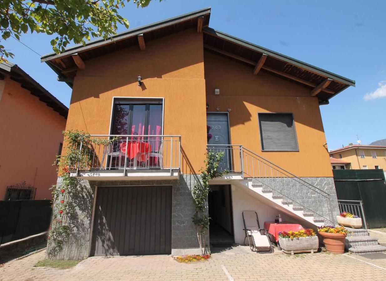 Beb da Gaia e Giulio Bed & Breakfast Reno Di Leggiuno Exterior foto