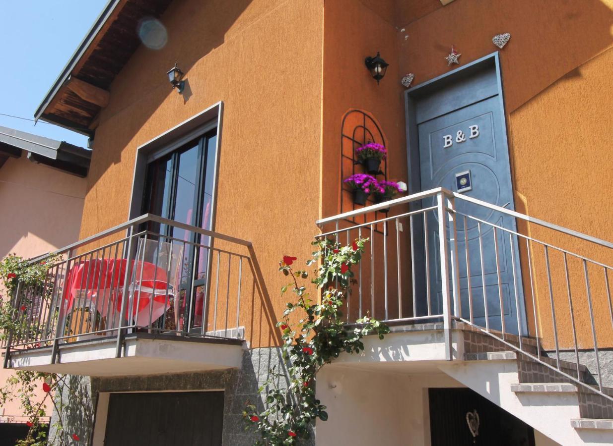Beb da Gaia e Giulio Bed & Breakfast Reno Di Leggiuno Exterior foto